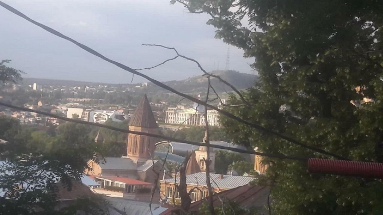 House In Old Tbilisi Apartment Exterior photo